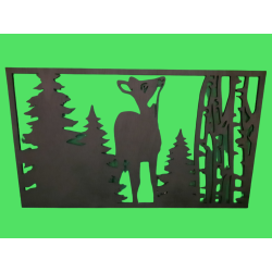 Biche dans la forêt